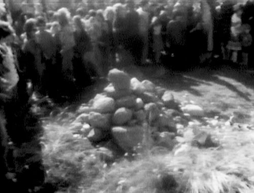 A Spontaneous Cairn